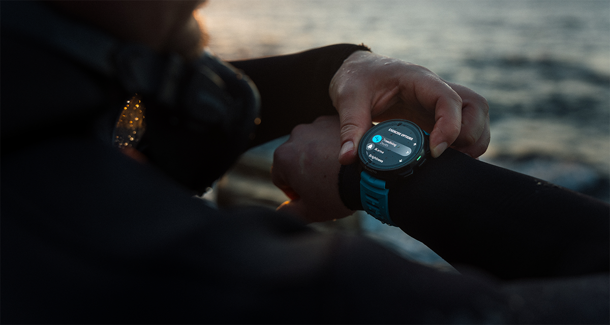 Suunto OceanのAMOLEDスクリーン、明るさと高解像度でどの環境でも鮮明な視界を提供